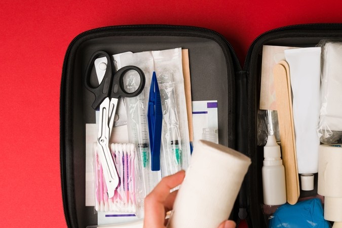 Botiquin de primeros auxilios en el vehiculo