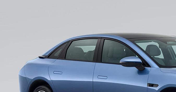 Creado con IA y super aerodinámico: así es este nuevo sedán eléctrico