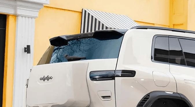 Nueva SUV inspirada en "Star Wars": de 0 a 100 km/h en 5 segundos