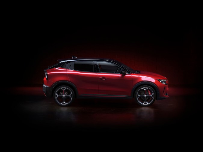 Alfa Romeo Junior 2024