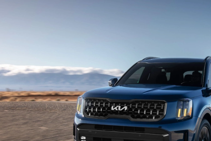 Kia retira casi medio millón de vehículos por riesgo de incendio