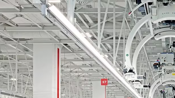 Ferrari inaugura el E-Building la sede del primer auto eléctrico de la marca