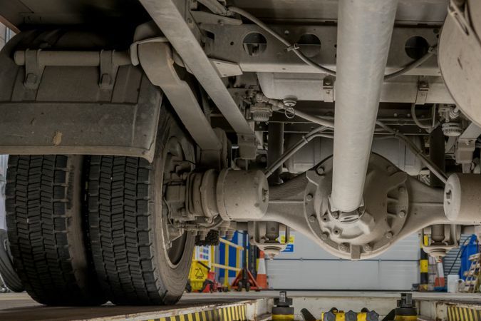 Por qué es bueno usar aditivos de frenos en tu carro