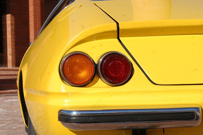 A prisión: famoso mecánico estafaba a coleccionistas de Ferrari