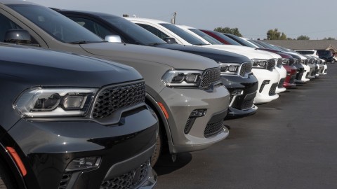 Falla técnica: Chrysler retira más de 211,000 SUVs y camionetas del mercado