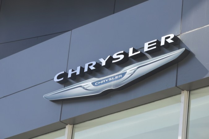 Falla técnica: Chrysler retira más de 211,000 SUVs y camionetas del mercado