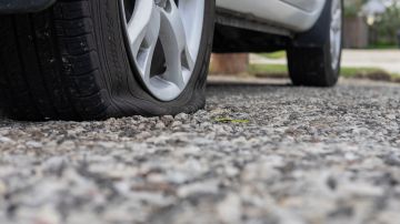 Neumáticos desinflados: descubre las causas y soluciones