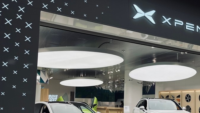 Creado con IA y super aerodinámico: así es este nuevo sedán eléctrico