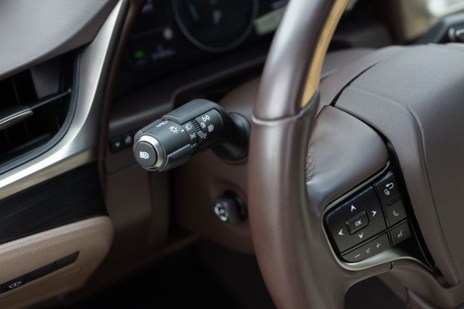 Luces de freno funcionan, pero no las traseras: diagnóstico y reparación