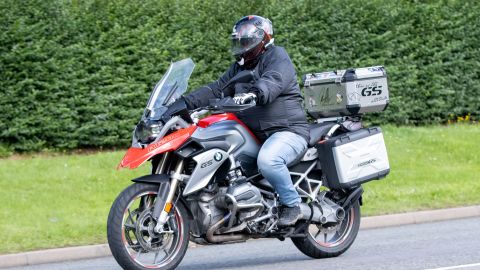 Qué extras de una moto conviene elegir