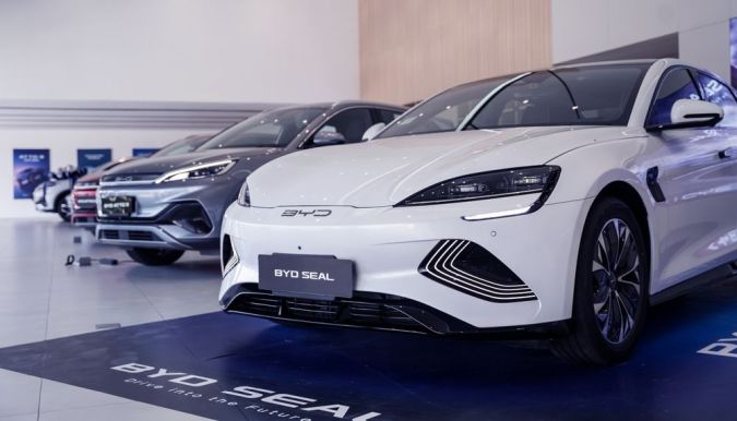 China ofrece insólito "trueque" para bajar aranceles en sus autos
