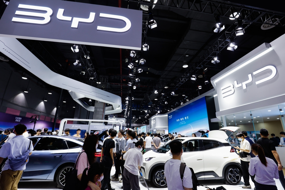 Qué es BYD: conociendo al gigante chino de autos eléctricos