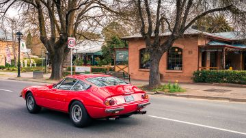 A prisión: famoso mecánico estafaba a coleccionistas de Ferrari