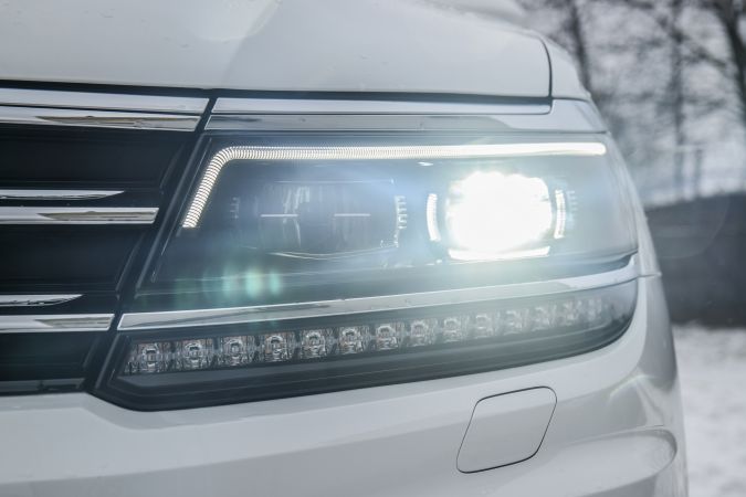 Как отрегулировать автомобильные фары для лучшего освещения