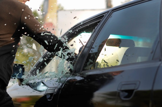 reparacion de vidrios para carros cerca de mi