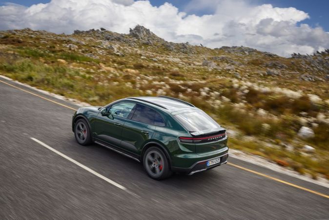 2025 Porsche Macan