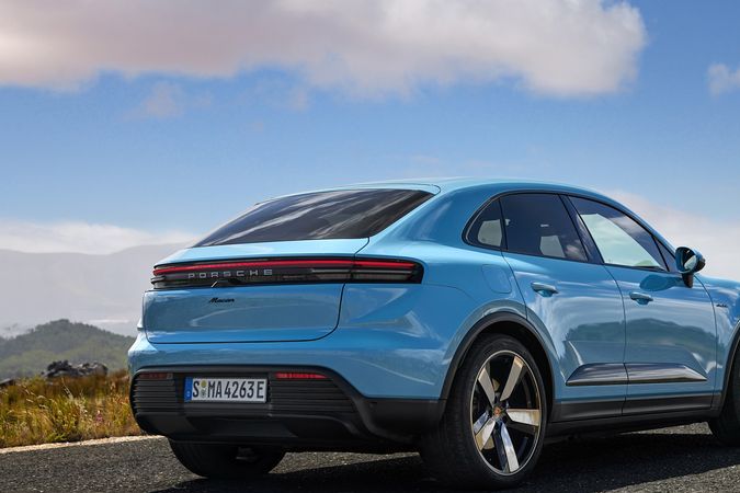 2025 Porsche Macan