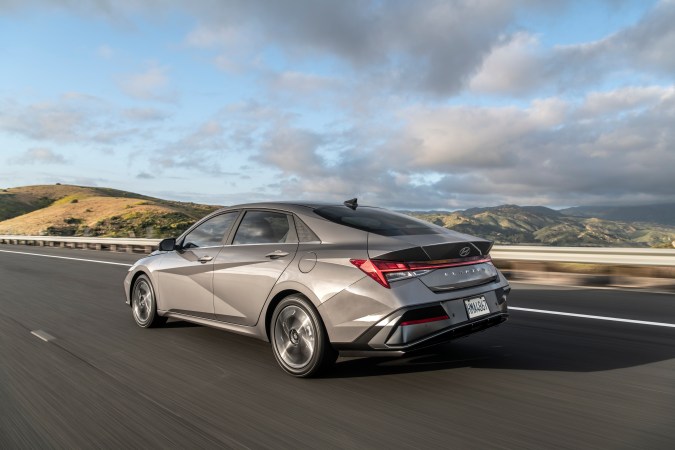 Nuevo Hyundai Elantra 2025