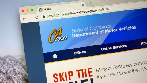 DMV California estrena nuevo portal web de seguridad vial