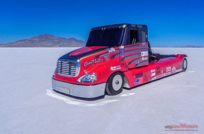 Joint Venture: el camión más rápido del mundo con 4,000 caballos