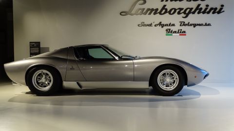 Lamborghini Miura: encontrado después de 40 años, listo para subasta