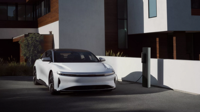 Lucid Air 2025: mejoras en rendimiento y eficiencia