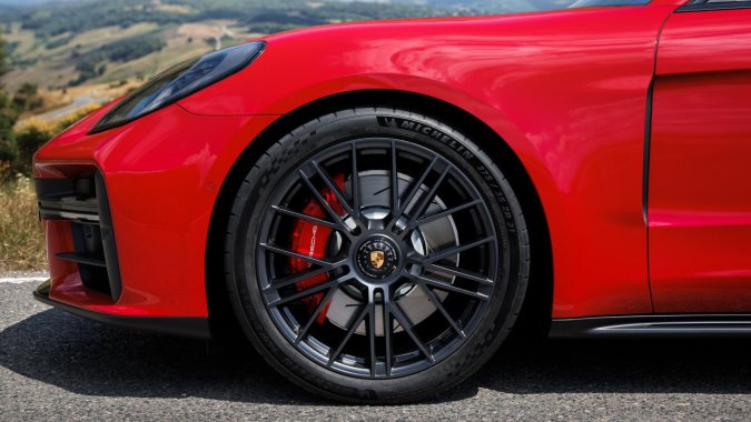 El más potente de su clase: Porsche Panamera Turbo S E-Hybrid