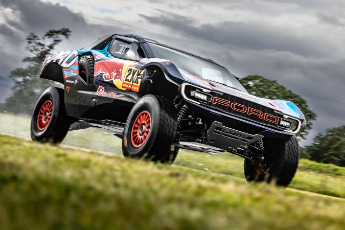 Ford presenta el Raptor T1: su arma secreta para el Rally Dakar