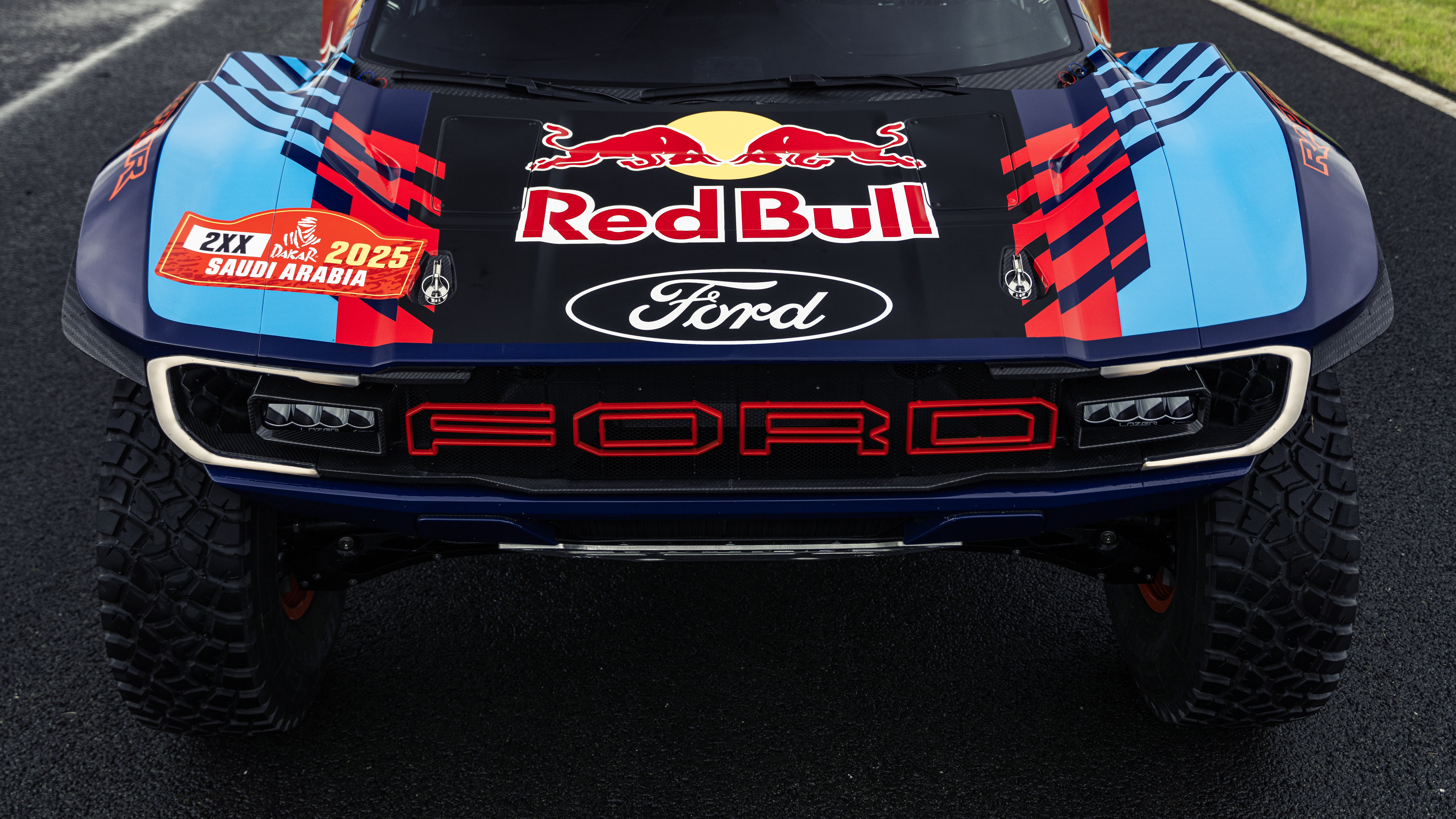 Ford presenta el Raptor T1: su arma secreta para el Rally Dakar