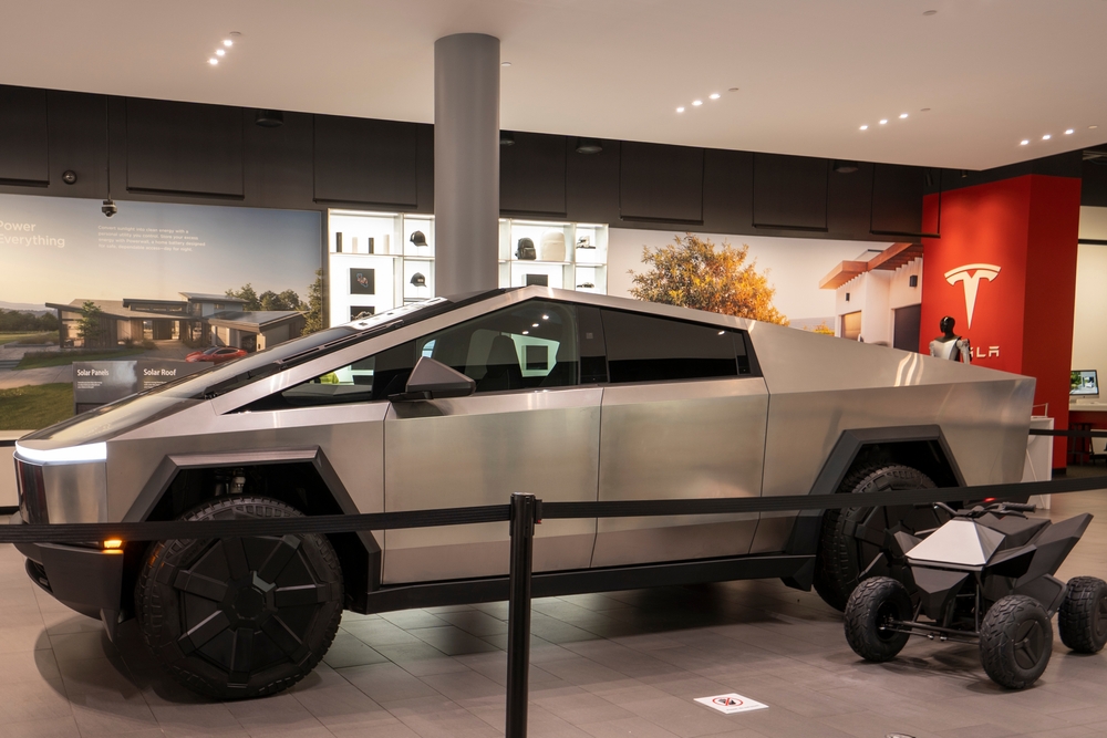 Tesla Cybertruck lidera ventas sobre F-150 Lightning y Rivian R1T