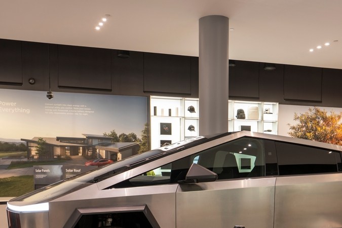 Tesla Cybertruck lidera ventas sobre F-150 Lightning y Rivian R1T