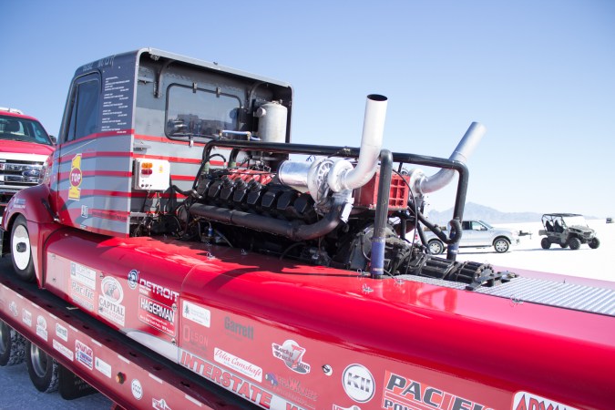 Joint Venture: el camión más rápido del mundo con 4,000 caballos