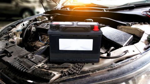 Cómo afecta el calor a la batería de tu coche y qué hacer