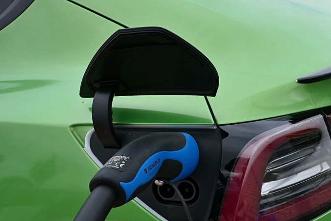 Enchufe Mennekes: ¿qué es y cómo beneficia a tu auto?