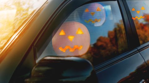 decoración de carros para halloween