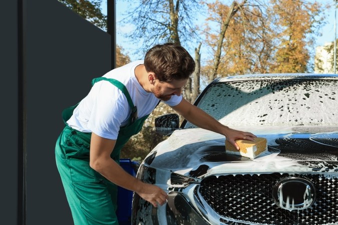 Lavar el carro: ¿Cuál es la frecuencia adecuada para no dañarlo?