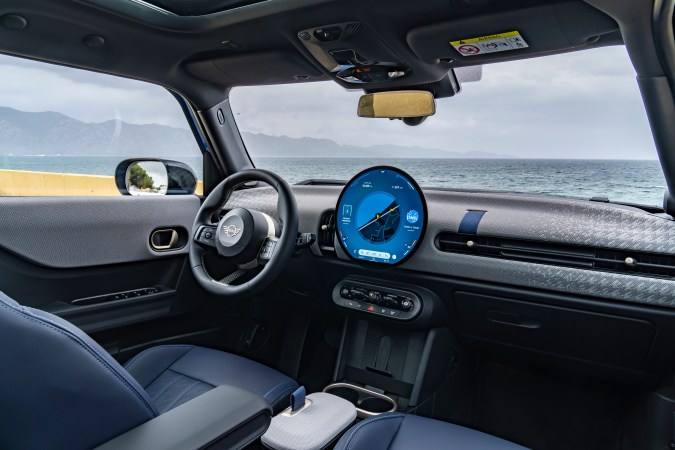 Mini Cooper S 2025: nuevas actualizaciones para más diversión