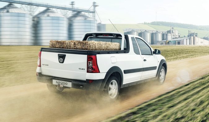 Un modelo, dos historias: auto en América, pickup en otros mercados