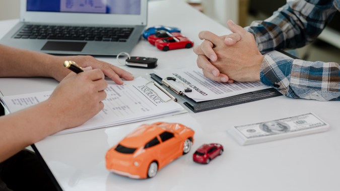 Mejores bancos para refinanciar un carro en USA