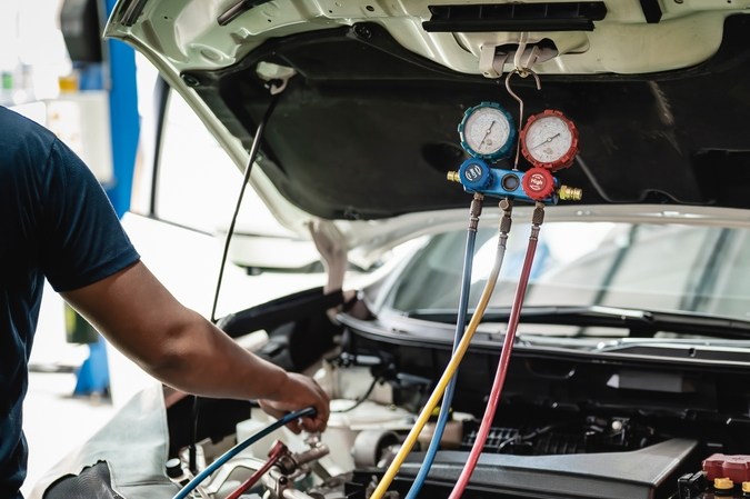 Presión alta y baja en el sistema de aire acondicionado de tu auto