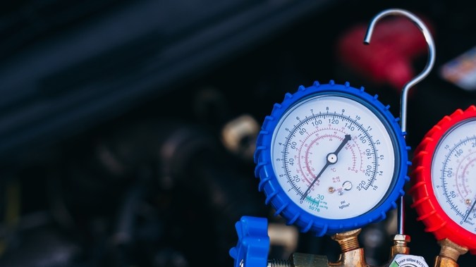 Presión alta y baja en el sistema de aire acondicionado de tu auto