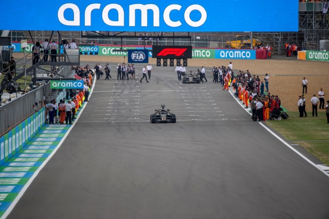 Qué carro de F1 manejará Brad Pitt en su nueva película