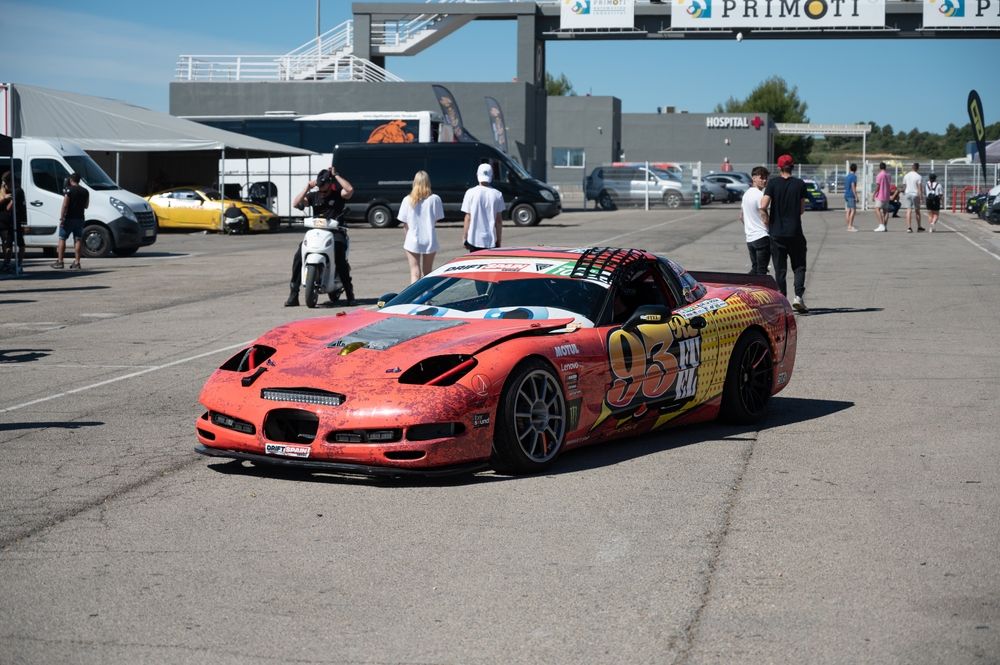 Qué carro es el Rayo McQueen