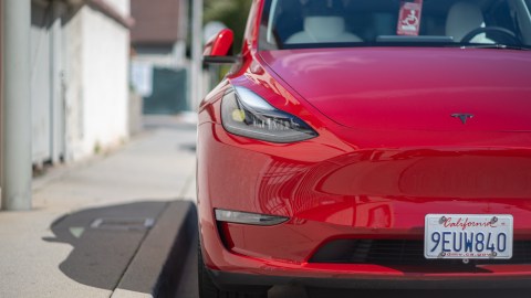 ¿Son los autos Tesla más propensos a accidentes que los de gasolina?
