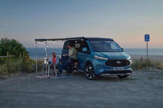 Ford Transit Custom Nugget lleva a un nuevo nivel de camping