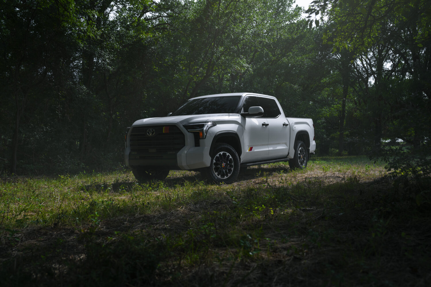 Toyota Tundra 2025 adquiere más fuerza con paquete TRD Rally