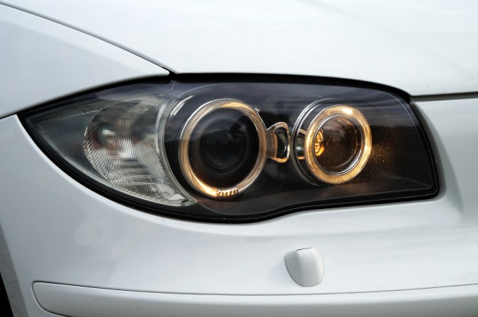 Sistemas DRL: ventajas y desventajas de las luces diurnas