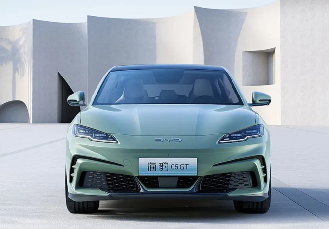 BYD lanza un compacto que se suma a su catálogo eléctrico