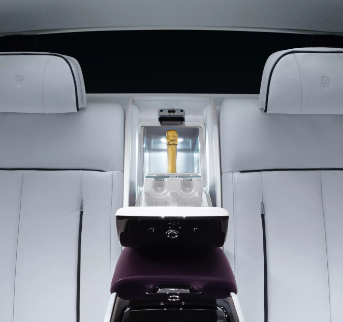 De lujo y locura: los extras más raros vistos en automóviles