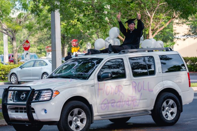 decoracion de carros para graduacion